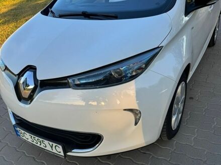 Белый Рено Зое, объемом двигателя 0 л и пробегом 119 тыс. км за 6900 $, фото 1 на Automoto.ua