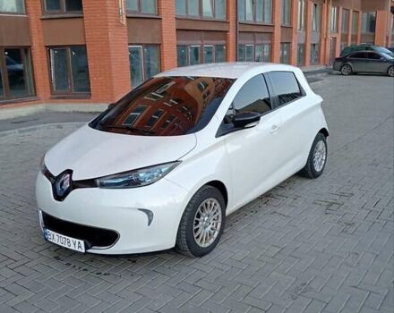 Білий Рено Зое, об'ємом двигуна 0 л та пробігом 125 тис. км за 7200 $, фото 1 на Automoto.ua