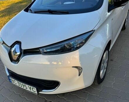 Белый Рено Зое, объемом двигателя 0 л и пробегом 119 тыс. км за 6900 $, фото 1 на Automoto.ua