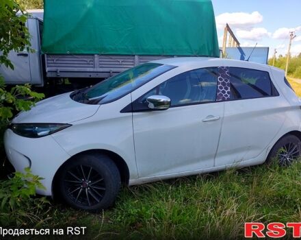 Белый Рено Зое, объемом двигателя 85 л и пробегом 34 тыс. км за 6850 $, фото 1 на Automoto.ua