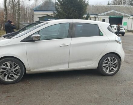Белый Рено Зое, объемом двигателя 0 л и пробегом 34 тыс. км за 7000 $, фото 1 на Automoto.ua