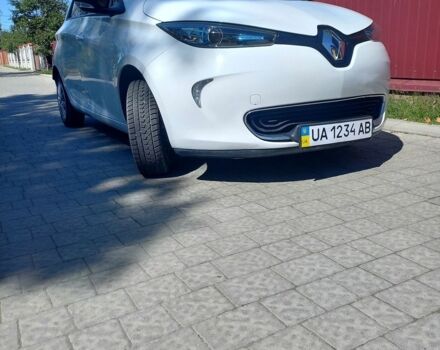 Білий Рено Зое, об'ємом двигуна 0 л та пробігом 131 тис. км за 5800 $, фото 1 на Automoto.ua