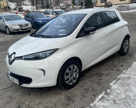 Білий Рено Зое, об'ємом двигуна 0 л та пробігом 94 тис. км за 7000 $, фото 1 на Automoto.ua