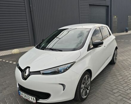 Білий Рено Зое, об'ємом двигуна 0 л та пробігом 129 тис. км за 7771 $, фото 1 на Automoto.ua