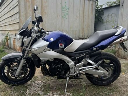 Белый Рено Зое, объемом двигателя 0 л и пробегом 83 тыс. км за 9990 $, фото 1 на Automoto.ua