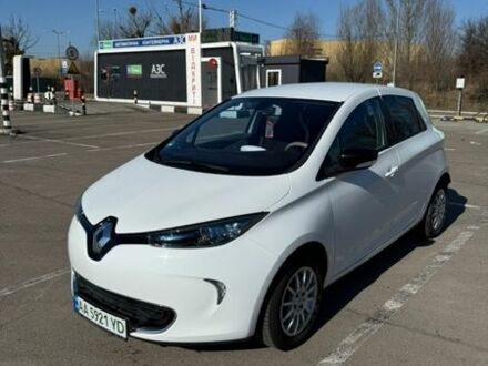 Білий Рено Зое, об'ємом двигуна 0 л та пробігом 64 тис. км за 8300 $, фото 1 на Automoto.ua