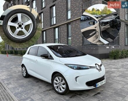 Белый Рено Зое, объемом двигателя 0 л и пробегом 125 тыс. км за 7000 $, фото 1 на Automoto.ua