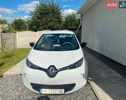 Білий Рено Зое, об'ємом двигуна 0 л та пробігом 68 тис. км за 7200 $, фото 1 на Automoto.ua