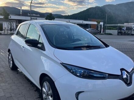 Белый Рено Зое, объемом двигателя 0 л и пробегом 114 тыс. км за 6400 $, фото 1 на Automoto.ua