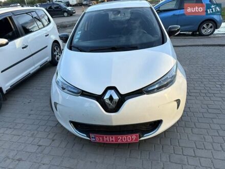Белый Рено Зое, объемом двигателя 0 л и пробегом 56 тыс. км за 9900 $, фото 1 на Automoto.ua