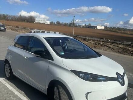 Рено Зое 2016 у Хмельницькому на Automoto.ua Білий Рено Зое, об'ємом двигуна 0 л та пробігом 105 тис. км за 7100 $, фото 1 на Automoto.ua