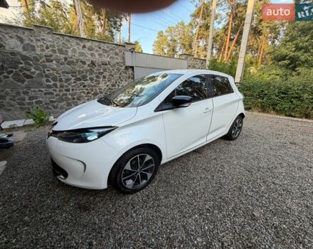 Білий Рено Зое, об'ємом двигуна 0 л та пробігом 120 тис. км за 12000 $, фото 1 на Automoto.ua