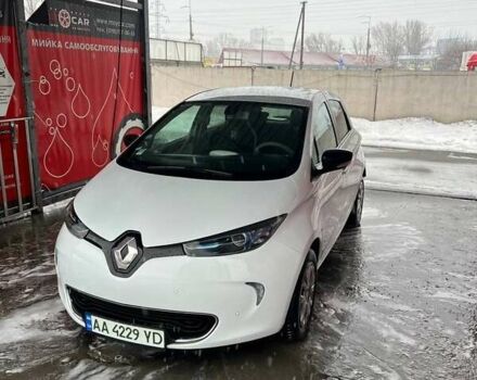Білий Рено Зое, об'ємом двигуна 0 л та пробігом 85 тис. км за 7900 $, фото 1 на Automoto.ua