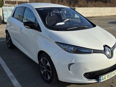 Белый Рено Зое, объемом двигателя 0 л и пробегом 192 тыс. км за 5700 $, фото 1 на Automoto.ua
