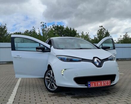 Белый Рено Зое, объемом двигателя 0 л и пробегом 115 тыс. км за 7500 $, фото 1 на Automoto.ua