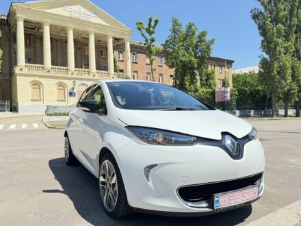 Рено Зое 2016 в Николаеве на Automoto.ua Белый Рено Зое, объемом двигателя 0 л и пробегом 106 тыс. км за 9950 $, фото 1 на Automoto.ua