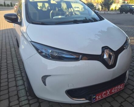 Білий Рено Зое, об'ємом двигуна 0 л та пробігом 84 тис. км за 7400 $, фото 1 на Automoto.ua