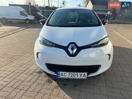 Белый Рено Зое, объемом двигателя 0 л и пробегом 89 тыс. км за 7600 $, фото 1 на Automoto.ua