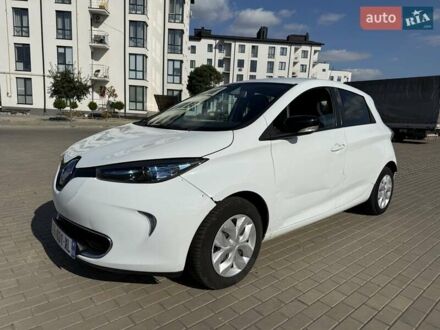 Белый Рено Зое, объемом двигателя 0 л и пробегом 147 тыс. км за 5900 $, фото 1 на Automoto.ua
