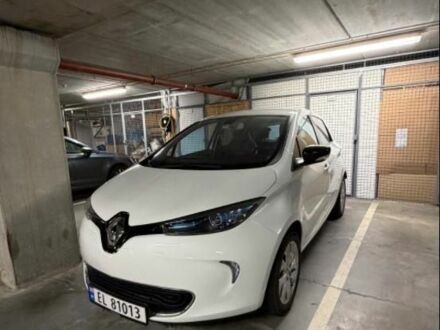 Білий Рено Зое, об'ємом двигуна 0 л та пробігом 70 тис. км за 5300 $, фото 1 на Automoto.ua