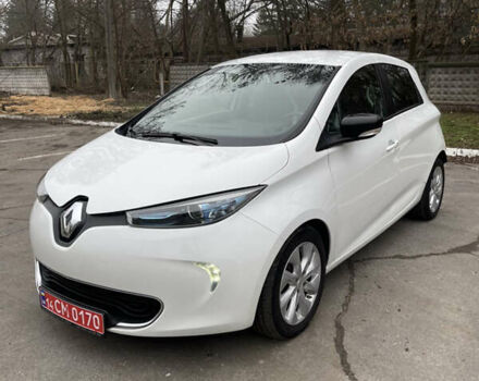 Белый Рено Зое, объемом двигателя 0 л и пробегом 115 тыс. км за 7100 $, фото 1 на Automoto.ua