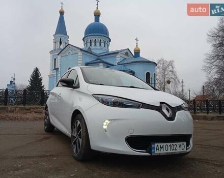 Белый Рено Зое, объемом двигателя 0 л и пробегом 138 тыс. км за 10700 $, фото 1 на Automoto.ua