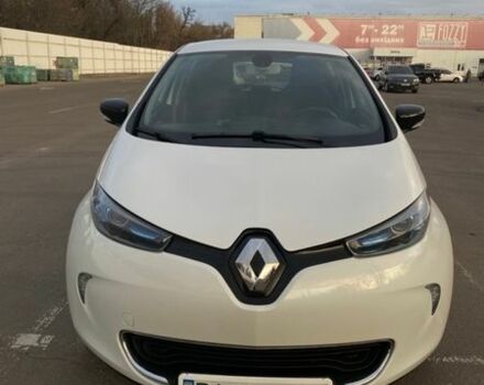 Белый Рено Зое, объемом двигателя 0 л и пробегом 80 тыс. км за 10300 $, фото 1 на Automoto.ua