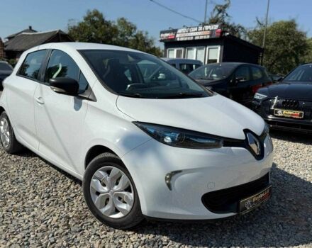 Белый Рено Зое, объемом двигателя 0 л и пробегом 93 тыс. км за 9799 $, фото 1 на Automoto.ua