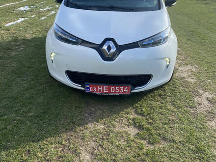 Білий Рено Зое, об'ємом двигуна 0 л та пробігом 100 тис. км за 9000 $, фото 1 на Automoto.ua