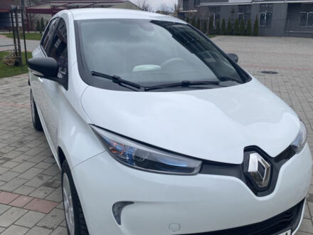 Білий Рено Зое, об'ємом двигуна 0 л та пробігом 157 тис. км за 9500 $, фото 1 на Automoto.ua