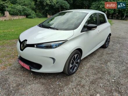 Рено Зое 2017 в Теребовле на Automoto.ua Белый Рено Зое, объемом двигателя 0 л и пробегом 84 тыс. км за 9199 $, фото 1 на Automoto.ua