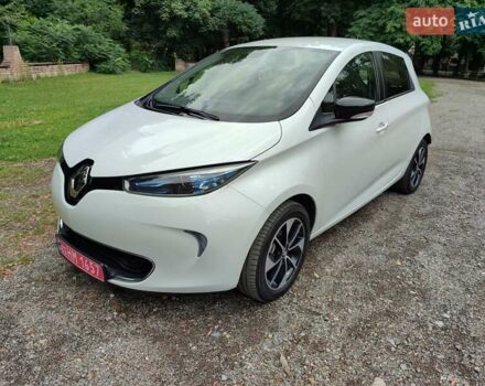 Білий Рено Зое, об'ємом двигуна 0 л та пробігом 84 тис. км за 9199 $, фото 1 на Automoto.ua
