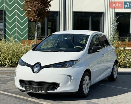 Белый Рено Зое, объемом двигателя 0 л и пробегом 83 тыс. км за 8200 $, фото 1 на Automoto.ua