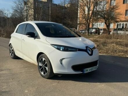 Белый Рено Зое, объемом двигателя 0 л и пробегом 187 тыс. км за 8400 $, фото 1 на Automoto.ua
