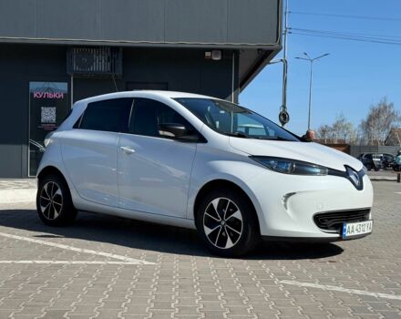 Белый Рено Зое, объемом двигателя 0 л и пробегом 175 тыс. км за 9700 $, фото 1 на Automoto.ua