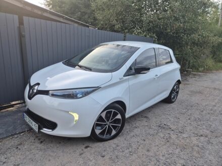 Белый Рено Зое, объемом двигателя 0 л и пробегом 109 тыс. км за 9218 $, фото 1 на Automoto.ua