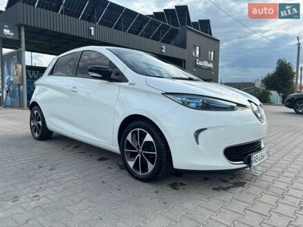 Білий Рено Зое, об'ємом двигуна 0 л та пробігом 107 тис. км за 8999 $, фото 1 на Automoto.ua