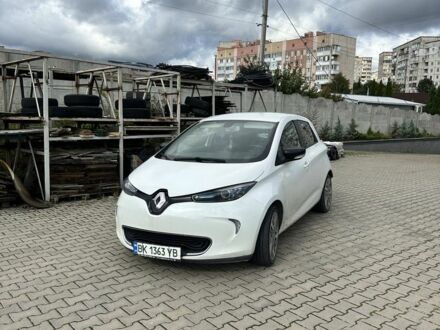 Білий Рено Зое, об'ємом двигуна 0 л та пробігом 100 тис. км за 9231 $, фото 1 на Automoto.ua
