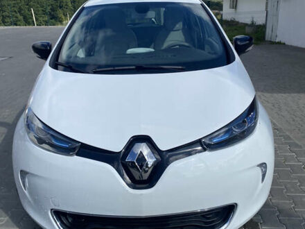 Белый Рено Зое, объемом двигателя 0 л и пробегом 27 тыс. км за 9300 $, фото 1 на Automoto.ua