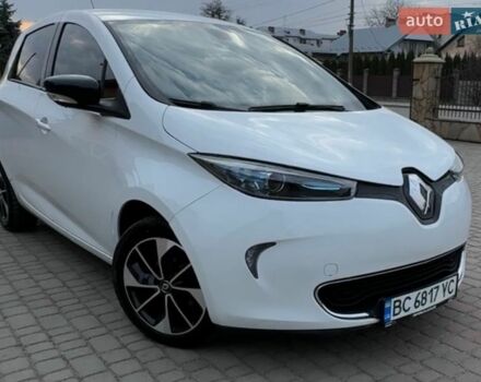 Белый Рено Зое, объемом двигателя 0 л и пробегом 76 тыс. км за 9200 $, фото 1 на Automoto.ua