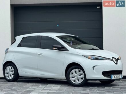 Белый Рено Зое, объемом двигателя 0 л и пробегом 85 тыс. км за 9200 $, фото 1 на Automoto.ua