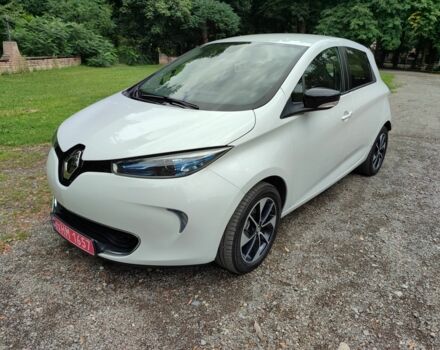 Білий Рено Зое, об'ємом двигуна 0 л та пробігом 84 тис. км за 9199 $, фото 1 на Automoto.ua