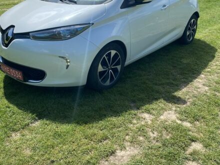Рено Зое 2017 в Ровно на Automoto.ua Белый Рено Зое, объемом двигателя 0 л и пробегом 89 тыс. км за 9200 $, фото 1 на Automoto.ua