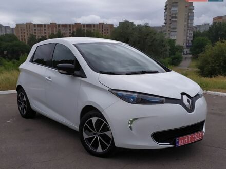 Білий Рено Зое, об'ємом двигуна 0 л та пробігом 135 тис. км за 8600 $, фото 1 на Automoto.ua