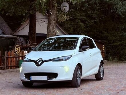 Білий Рено Зое, об'ємом двигуна 0 л та пробігом 200 тис. км за 8300 $, фото 1 на Automoto.ua