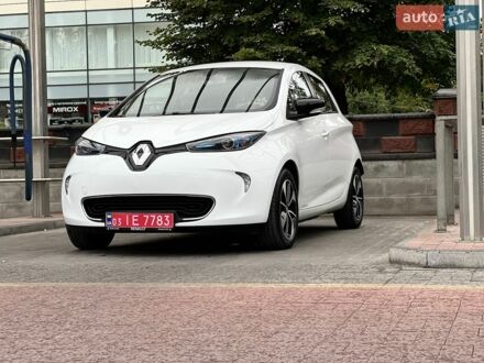 Белый Рено Зое, объемом двигателя 0 л и пробегом 87 тыс. км за 10400 $, фото 1 на Automoto.ua