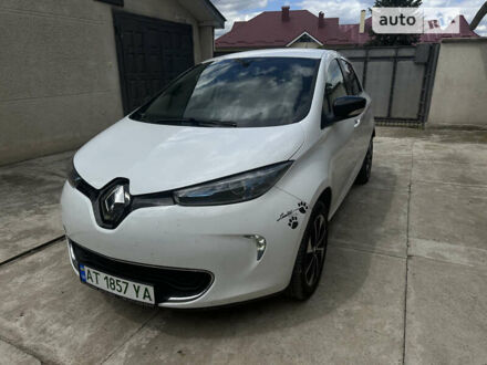 Білий Рено Зое, об'ємом двигуна 0 л та пробігом 145 тис. км за 9000 $, фото 1 на Automoto.ua