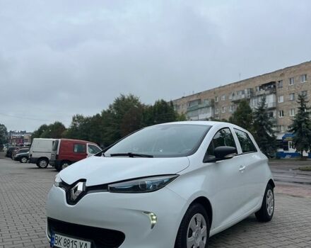 Білий Рено Зое, об'ємом двигуна 0 л та пробігом 157 тис. км за 8650 $, фото 1 на Automoto.ua