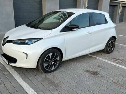 Білий Рено Зое, об'ємом двигуна 0 л та пробігом 101 тис. км за 9299 $, фото 1 на Automoto.ua