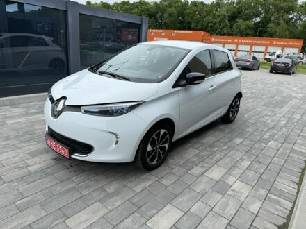 Рено Зое 2018 в Луцке на Automoto.ua Белый Рено Зое, объемом двигателя 0 л и пробегом 64 тыс. км за 10500 $, фото 1 на Automoto.ua